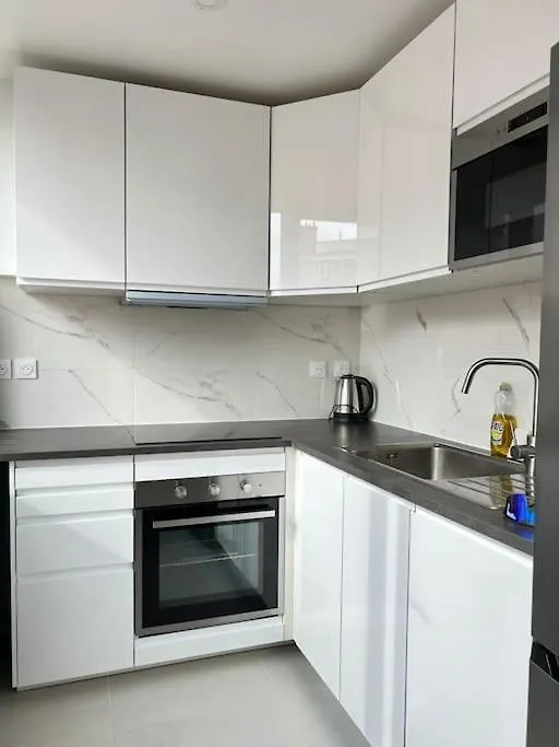 Spacious Near Carre De Baudouin Bua *